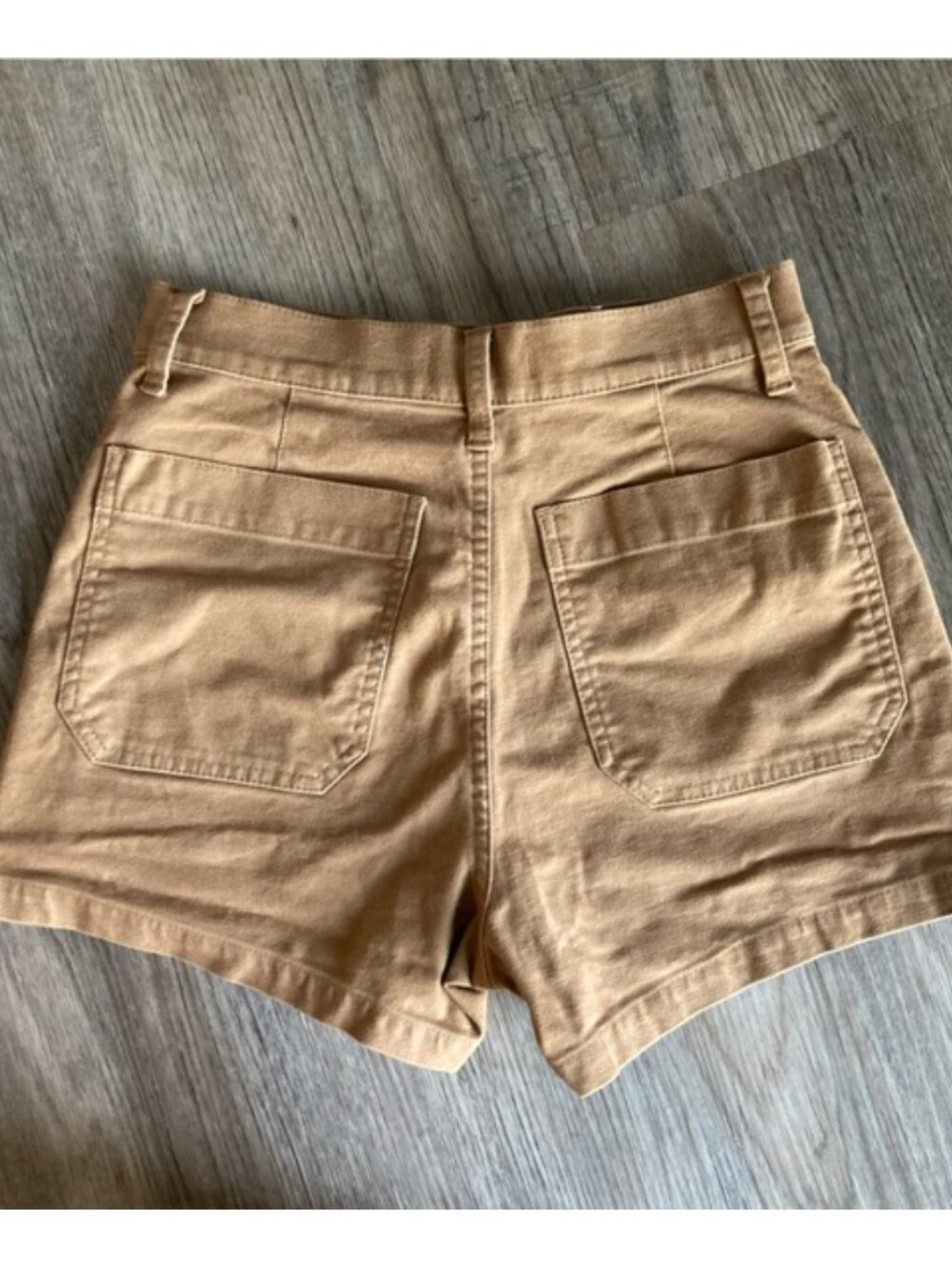 Madewell | The Perfect Vintage Fatigue Shorts in Tan - Picture 8 of 11